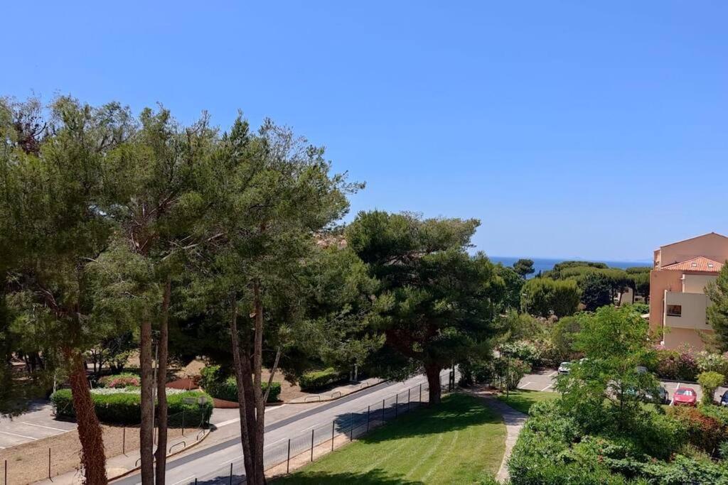 Bel Appartement Avec Piscine Proche Des Plages Six-Fours-les-Plages Bagian luar foto